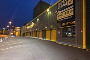 Read more about the article Commercial Usage of Self-Storage Units